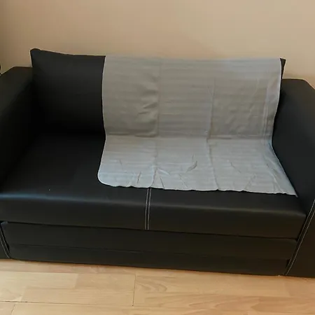 Studio, Sunny Fort, Sunny