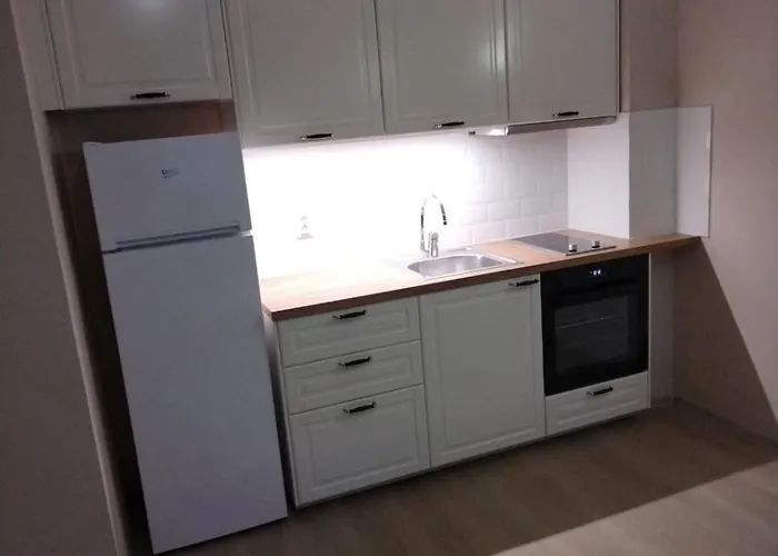 Studio, Sunny Fort, Sunny *